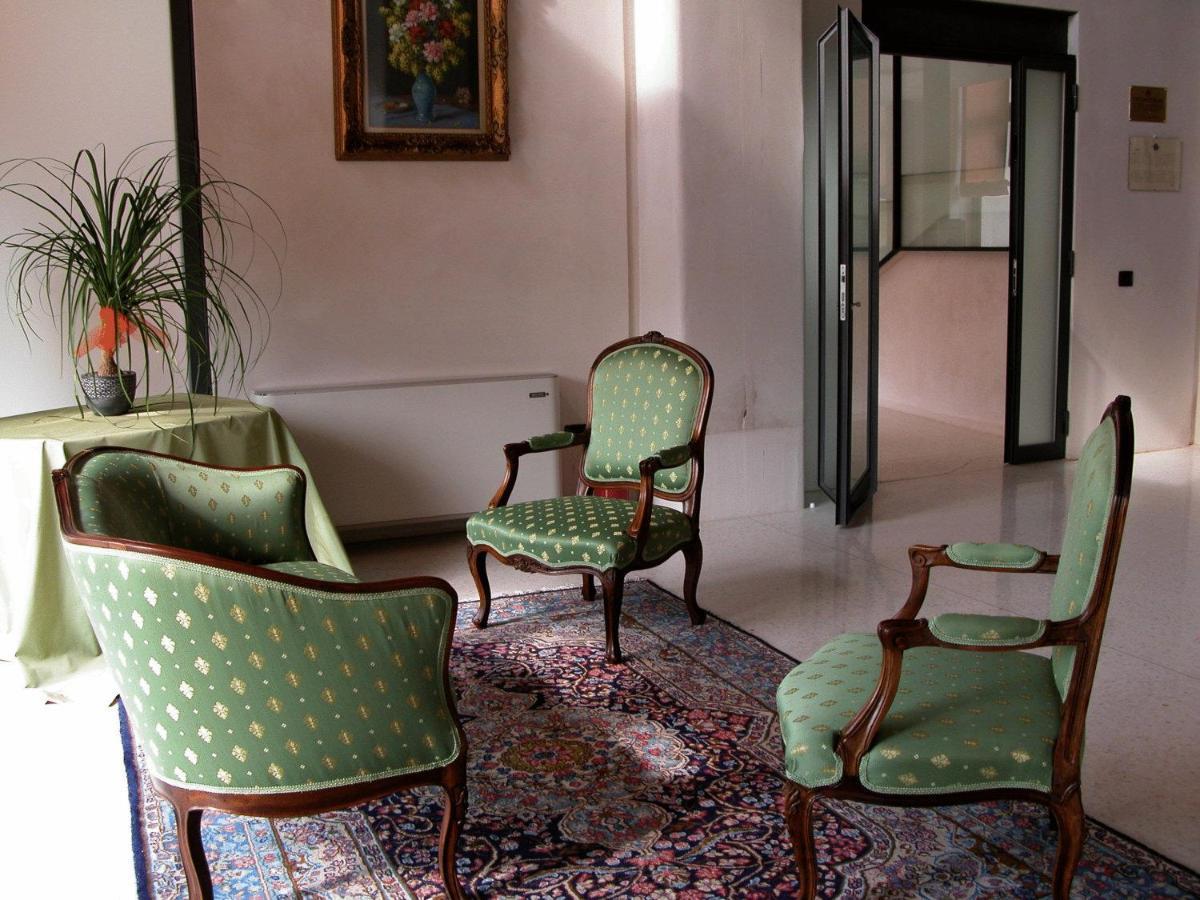 Albergo Villa Alessia Palidano Dış mekan fotoğraf