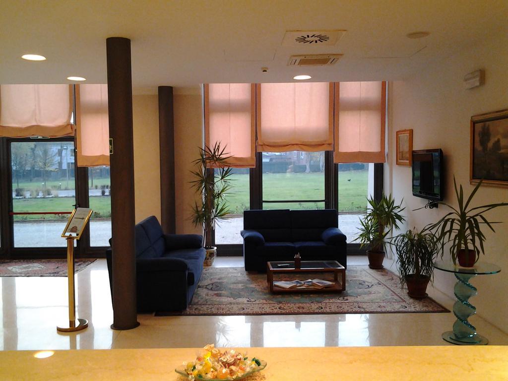 Albergo Villa Alessia Palidano Dış mekan fotoğraf