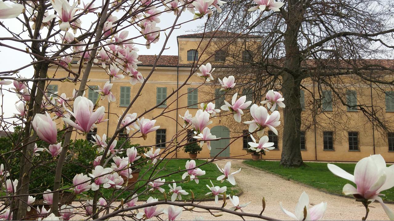 Albergo Villa Alessia Palidano Dış mekan fotoğraf