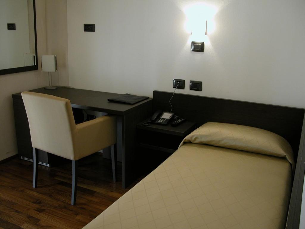 Albergo Villa Alessia Palidano Dış mekan fotoğraf